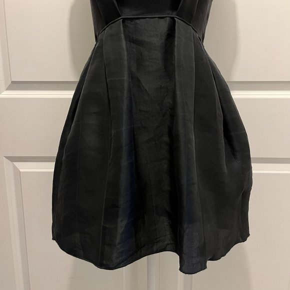 Ter et Bantine Black Dress with Pockets in 100% Silk - Picture 5 of 16